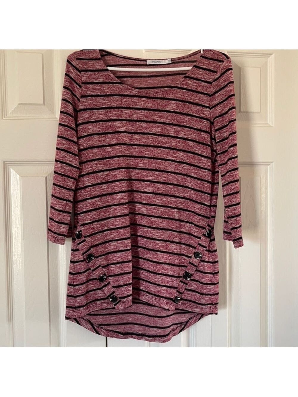 Super cute Ricki’s long shirt size S 🥰🥰